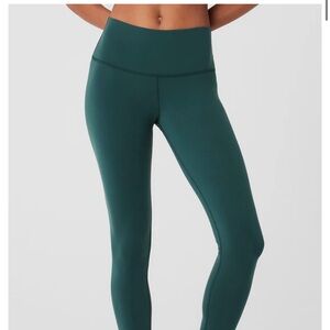 ALO Yoga Midnight Green Airbrush 7/8 Leggings